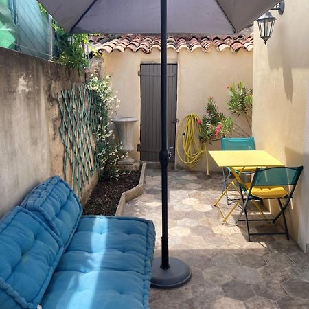 Le Studio D'Auguste- Coeur De Nimes-Chaleureux-Emplacement Ideal Exterior foto
